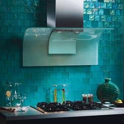 GLASS TILE KITCHEN 2