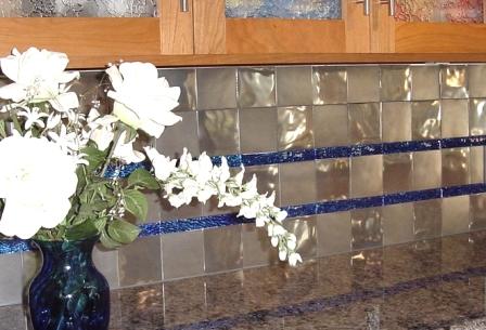 GLASS TILE KITCHEN 3